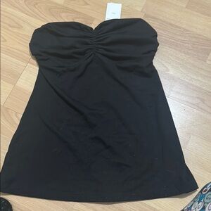 Elegant Black Strapless Top